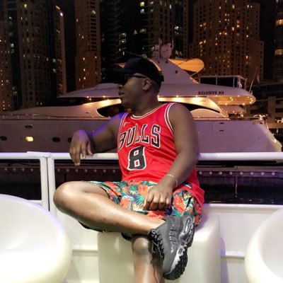 Lakkoa's profile picture. The Game is to be Sold not to be Told