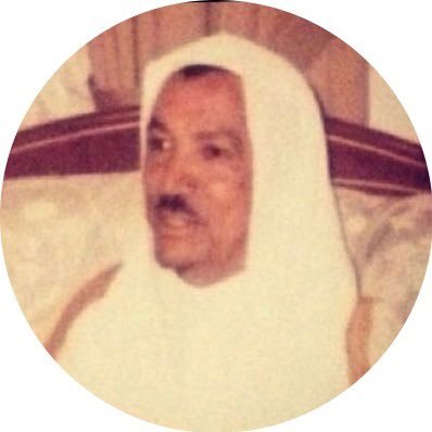 يجب ان تكون انت التغير الذي تريد ان تراه في العالم