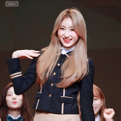 Lee Chaeyeon best girl.
wanna kms and dye