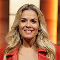 Cat Cora(@catcora) 's Twitter Profileg