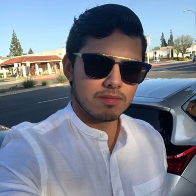 Ingeniero industrial, Huasteco potosino, Amante de todo, Sabelotodo, geek, friki.