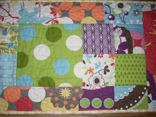 scrapquiltqueen's profile picture. mom of four kids who loves to quilt and scrapbook