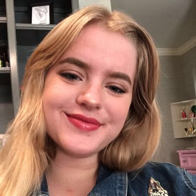 allisynn_wells's profile picture. 