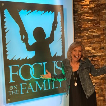 Rhonda-NoRegretsWoman helps women build no regrets lives BestSellingAuthor 7Books, Christian Speaker & PODCAST host, Radio @focusfamily @drjamesdobsonft