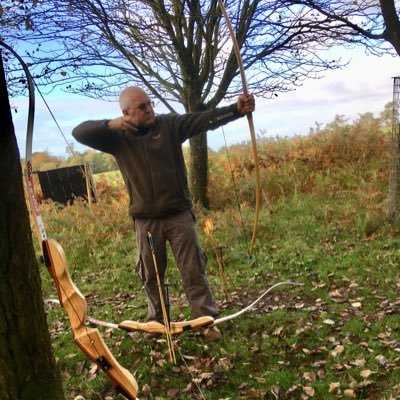 WW1, WW2 & Agincourt Amateur Historian, can be found walking, cycling & exploring the Battlefields of France & Belgium. History is my passion.