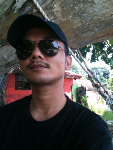 just want to find some one,, please help me for anything.... want to be some nice guy's before i lost or die..