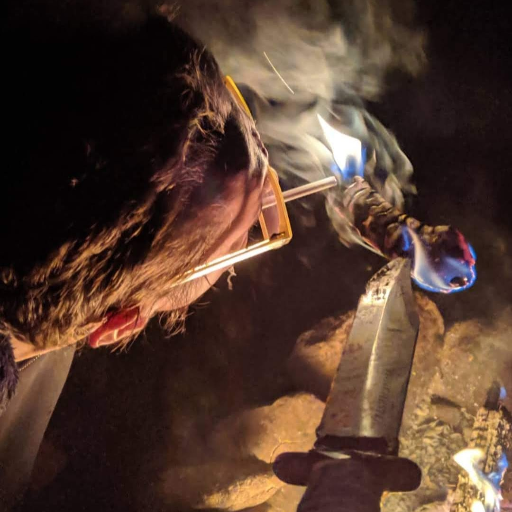 CrAZYREW's profile picture. 