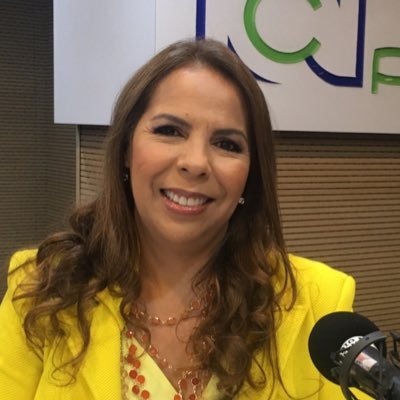 Periodista y presentadora de Noticias en RCN Radio Colombia. Animalista y defensora de la vida y las buenas costumbres https://t.co/SxpKZBocpJ