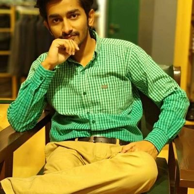 ayushniranjan's profile picture. JNUITE