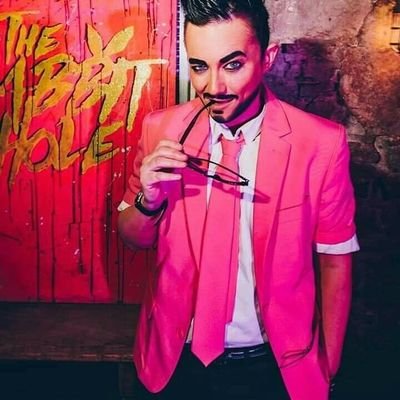 Edinburgh based Drag King. EliBuck_82@Yahoo.com for bookings.