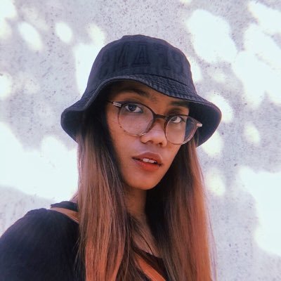 jesmedelphinne's profile picture. ⚡️