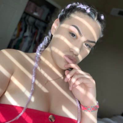 These bitches done fell in love w my image