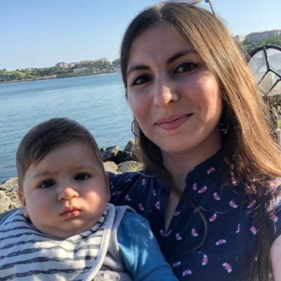 yaz_guluu's profile picture. Tiyatro sever İngilizce Öğretmeni.