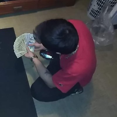 blue432107's profile picture. They call me blue cuz I’m used to being sad, known by many fw few, workin , single & 22