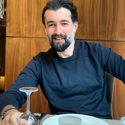 je suis spontanée et fiable dans l'amitié Je suis généreux, j'aime faire plaisir, assez déterminé dans mes positions intellectuelles, je réfléchis beaucoup,