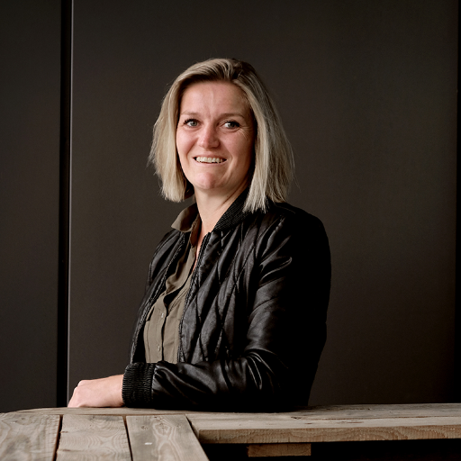 Elfjewillemsen's profile picture. Technical driving coach Bobsleigh Canada Skeleton
Personal Coach Move Yourself

3x Olympic Games bobsled athlete Vancouver 2010 - Sochi 2014 - PyeongChang 2018