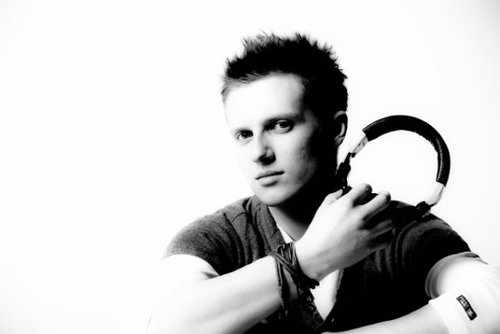 vadimsoloviev's profile picture. DJ, Producer, co-owner at Intricate Records