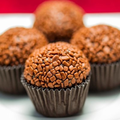 BDocinhos's profile picture. Amamos o universo dos brigadeiros. Buscamos informar, entreter, comercializar, divulgar e ajudar nossos seguidores em seus negócios.