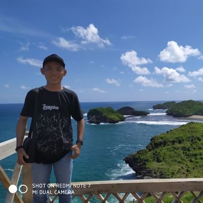 arief_nur27's profile picture. Selalu beryukur😇
instagram : Arief_nur27
