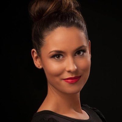 zaramcdaidart's profile picture. Irish artist+art teacher with a passion for fashion, painting,design & all things creative | Email: zaramcdaid@hotmail.com