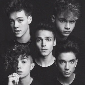 WdwstanF's profile picture. •Nobody gotta know❤️💍 •wdw Stan •something different💛😉 •fav:all but mostly Zach tbh🥰 •face reveal at 1,000😇
