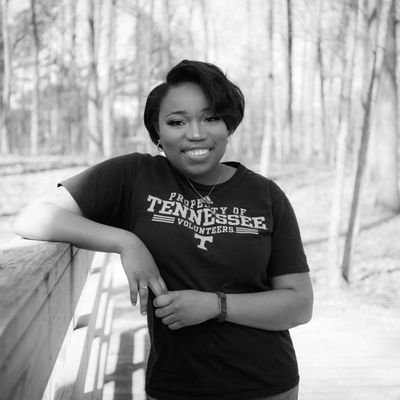 UTK Grad 😍 
K.F & L.J 01/29 😏
Idk what I'm doing