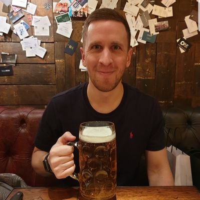 robarnold31's profile picture. 