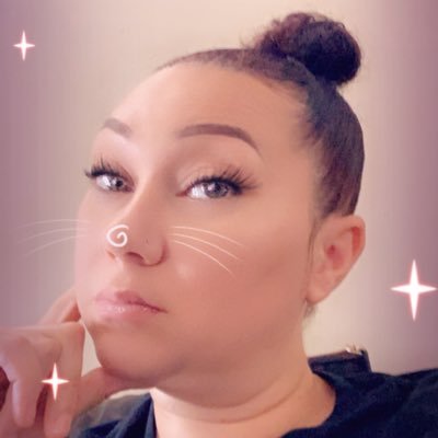 shanjohnston16's profile picture.