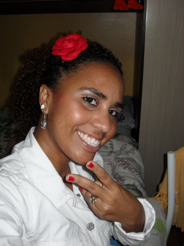 Flordedeusejuly's profile picture. Um Mundo Mais Bonito Dentro de Uma onda tubular.