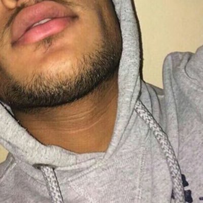 Je m’appelle Karim envoyer des tiramisus