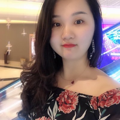YoyoMaruilu's profile picture. 人一瘦，压不住福！脸圆七分财，不富也镇宅！