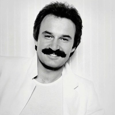 LeoLaurentini_'s profile picture. Urbanista @polimi Italo-Rolo 🇮🇹🇨🇴