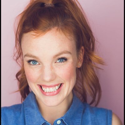 laurelcrutch's profile picture. ROM-COMS AND PIZZA AND HARRY POTTER!!!!!!!!! 💖🍕⚡️