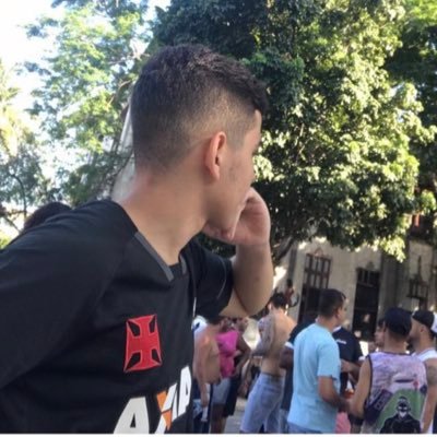 Luizla09's profile picture. 