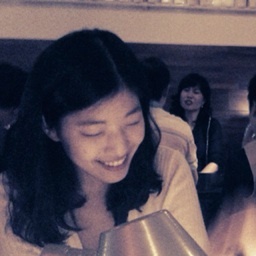 flydragon428's profile picture. 4월.사진.강아지.솜사탕.양재천.영국.낮잠.빵.(먹는)김.보라색.별표.가을.472버스.수영.후드티.핫초코.말보단글.만년필.편지.수국.8.의학교육.