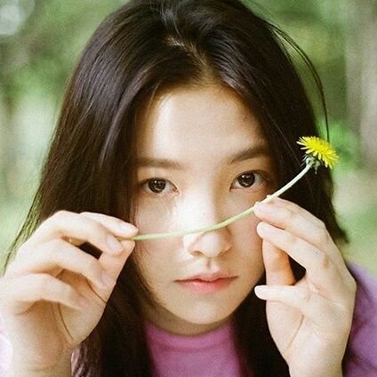하나, 둘, 셋! Happiness! 안녕하세요! 꼬부기를 닮은 레드벨벳의 막내, 예리 입니다!