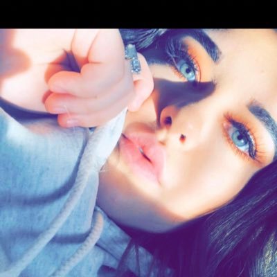 ain’t none of you’re business ✌🏻