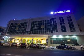 The Excelsior-Creek Hotel Dubai features 210 Rooms on 7 floors including Deluxe Rooms & Executive Rooms (King and Twin), Junior & Executive Suites