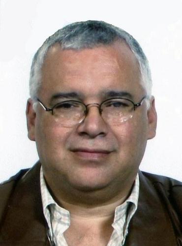 Compositor - Contrabajista - Arreglista - Director