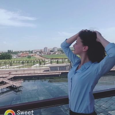 ElisertOzlem's profile picture. 