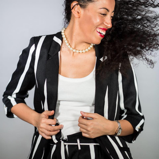 MaxineVWynter's profile picture. 