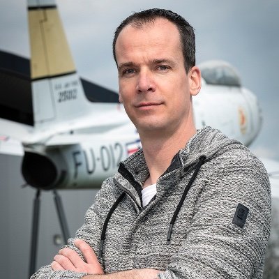 Photographer @ NLD Mediacenter Defence | Loves to fly! | Airshow narrator | Pilot | Tweets on personal note |