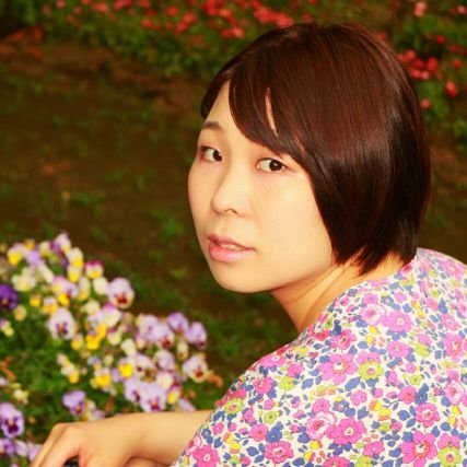 作詞大好きSSW、今はライブで朗読と音楽のコンビネーションできないか模索中!
🎵弾き語り🎵@mikasan_ms9
✏️文字を書く練習✏️『みかさんの日々』 https://t.co/O4LyGYJNY9
新潟県出身
