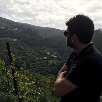 charmanxx's profile picture. 🍇🍷🍾