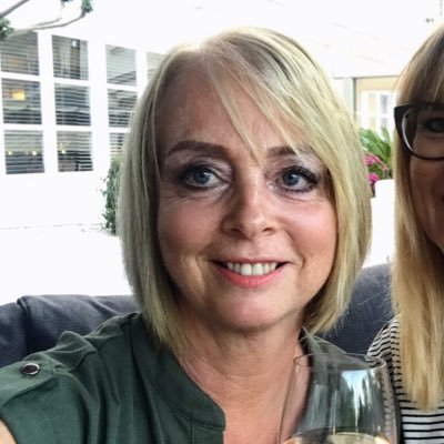 helencrookes1's profile picture. 