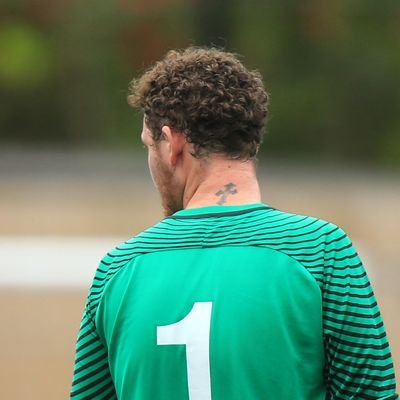 JoeVickers1010's profile picture. Charlwoodian.