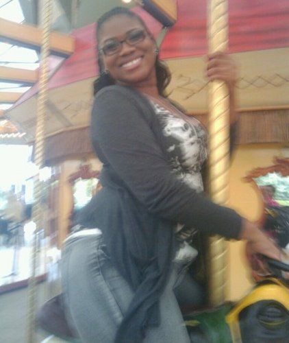 mstonya922's profile picture. 