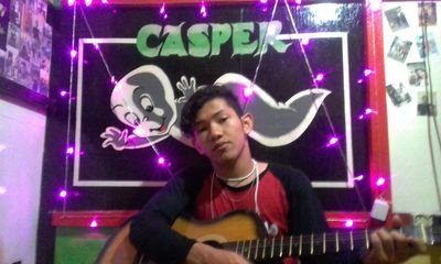 ber nyanyi🎤 main kan gitar🎸 itu hobi ku. untuk meng'hibur orng2 😊