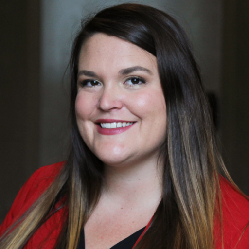 Communications & Marketing Manager @jcschools_ // @websteru alum // Formerly @MissouriOA & @columbiatribune // Dog Mom to Nessie, loves pizza & a good joke