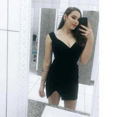 23, paranaense, alcoólatra, corro pelada no meio do trigo /// IG: estefani_gandolfi